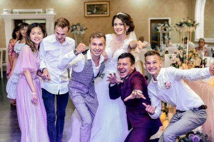 Ведущий в паре с Dj (не тамада )  Армавир