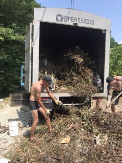 Вывоз мусора Грузчики  - купить на сайте объявлений Новороссийск онлайн