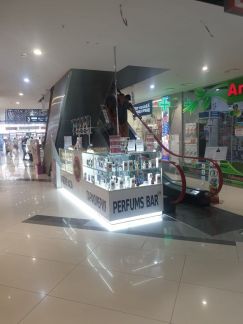 Продавец  - купить на сайте объявлений Сочи онлайн