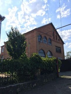 Дом 211м кв. на участке 4 сот.  Армавир