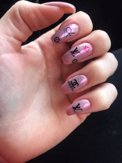 Мастер маникюра  Армавир