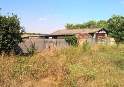 Дом 50м кв. на участке 100 сот.  Армавир