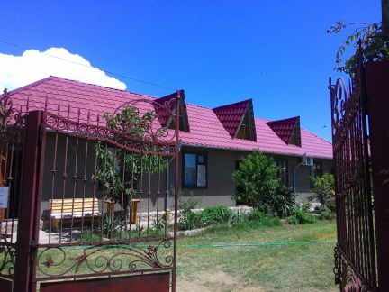 Пансионат Заозерное, Евпатория приглашает на отдых  Армавир