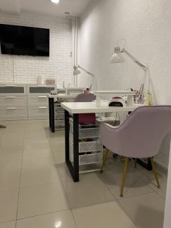 Рабочее место мастера маникюра  Армавир