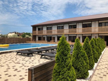 Строю Гостиницы Коттеджи  Армавир