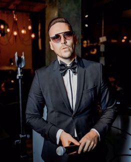 Вокалист/певец  Армавир