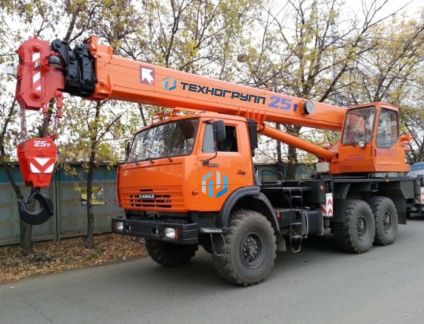 Услуги крана 25 тонн вездеход (6х6)  - купить на сайте объявлений Севастополь онлайн