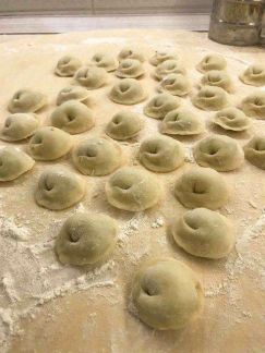 Домашние пельмени ручной лепки  Армавир