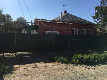 Дом 48м кв. на участке 3 сот.  Армавир