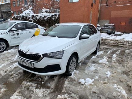 Работа водителем в Яндекс такси на парковой машине  Армавир