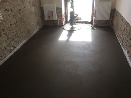 Полу сухая стяжка пола  Армавир