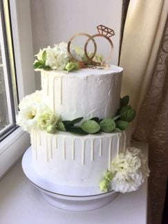 Пасхальные куличи,меренговые рулеты  - купить на сайте объявлений Славянск-на-Кубани онлайн