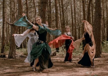 Танцы в стиле Трайбл  Армавир