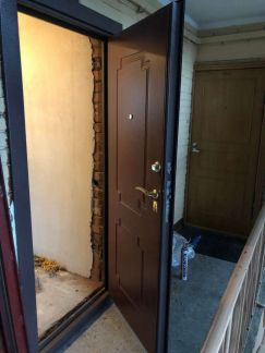 Установка дверей  Армавир