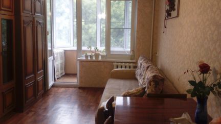 Сдам 1-комнатную квартиру, 30 м кв., 4/5 эт.  Армавир