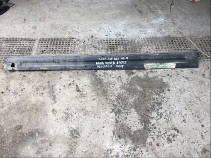 Накладка порога левая ренж ровер спорт 2005-2013  - купить на сайте объявлений Армавир онлайн