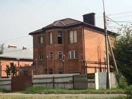 Дом 450 м кв. на участке 6 сот.  - купить на сайте объявлений Армавир онлайн