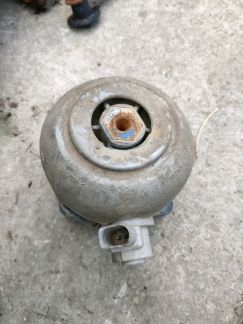 Опора двигателя для Audi A8 d3 4.2  Армавир