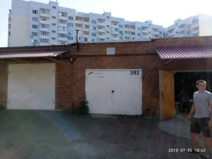 Продам гараж, 24 м кв.  Армавир
