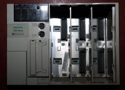 Контроллер Modicon TSX Micro Б/У  - купить на сайте объявлений Армавир онлайн