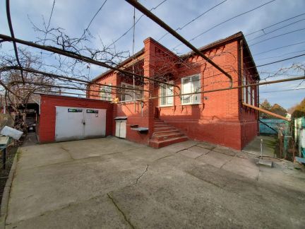 Дом 86 м кв. на участке 3 сот.  - купить на сайте объявлений Армавир онлайн