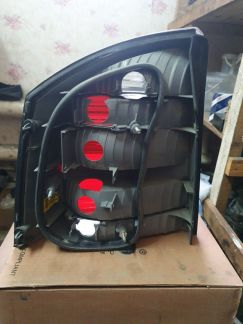 Продается задеяя правая фара опель вектра С  - купить на сайте объявлений Армавир онлайн