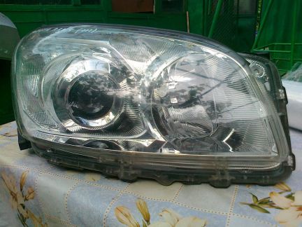 Правая фара тойота рав 4 Toyota RAV 4 III XA30  Армавир