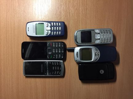 Телефоны на запчасти или под востоновление  Армавир