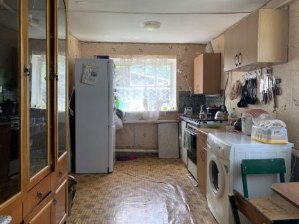 Дом 50 м кв. на участке 6 сот.  Армавир
