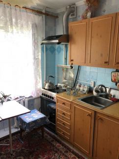 Продаю 2х комнатную квартиру, 48 м кв., 3/5 эт.  Армавир