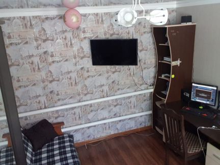 Дом 56 м кв. на участке 2 сот.  Армавир