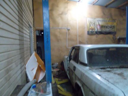 Сдам гараж, &gt, 30 м кв.  Армавир